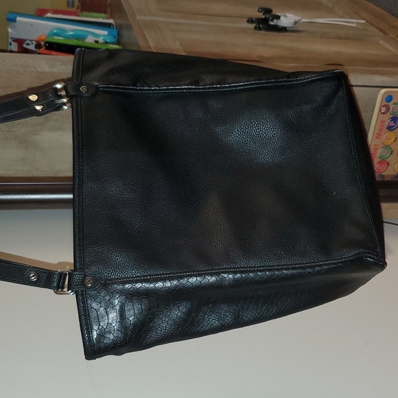 Thirty One Purse - Picture 3 of 9